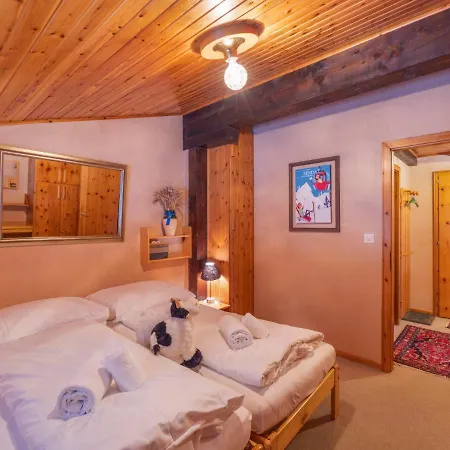 Appartement Chaedoz 65 By Interhome