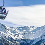 Lejlighed Chaedoz 65 By Interhome *